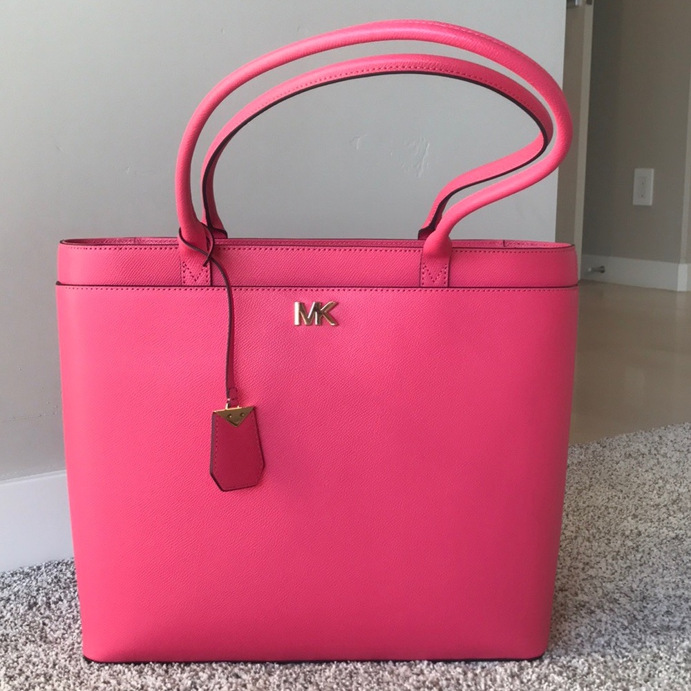 Michael Kors Maddie Tote